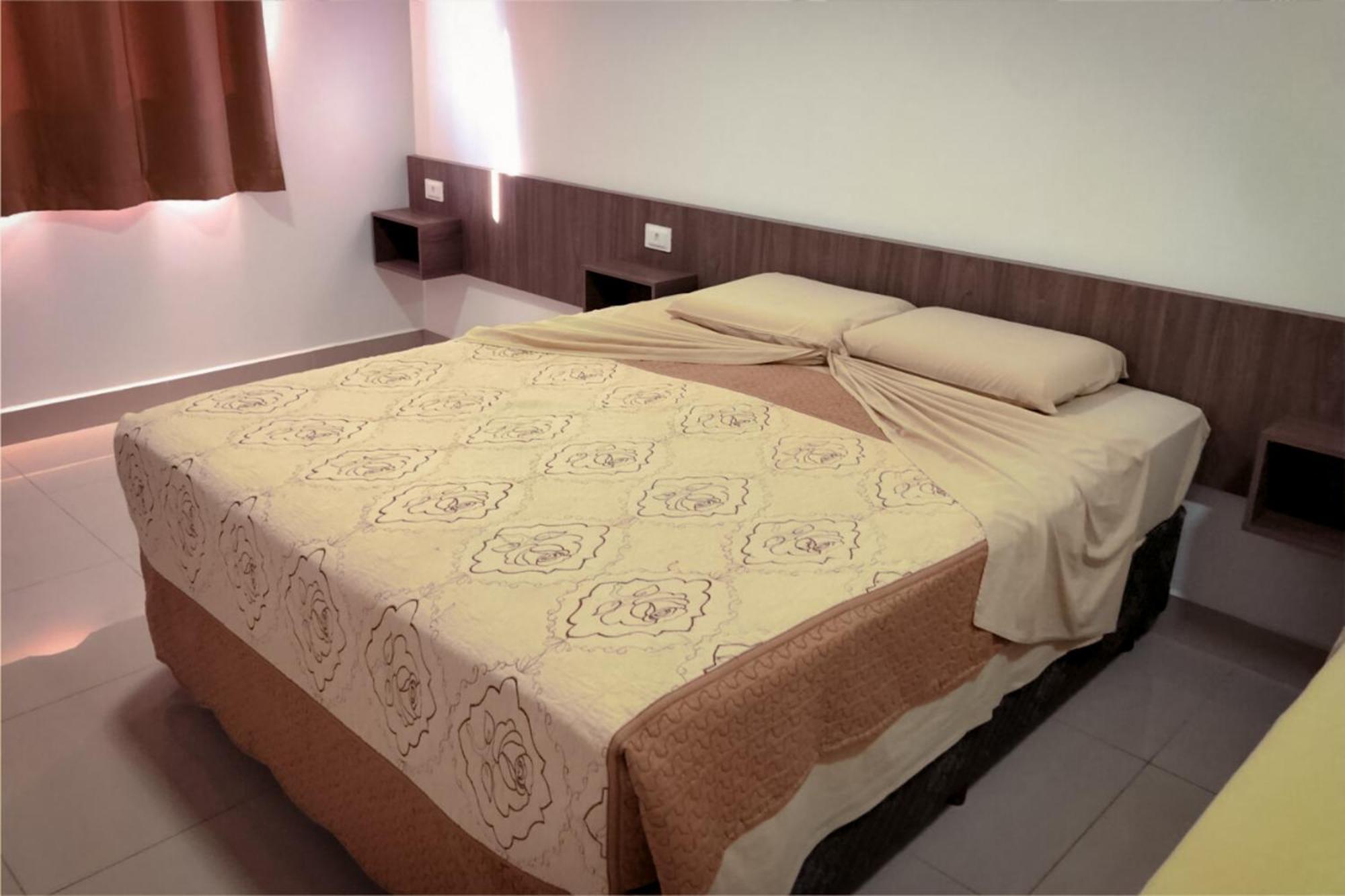 Velinn Hotel Natureza Foz Фос-ду-Іґуасу Номер фото
